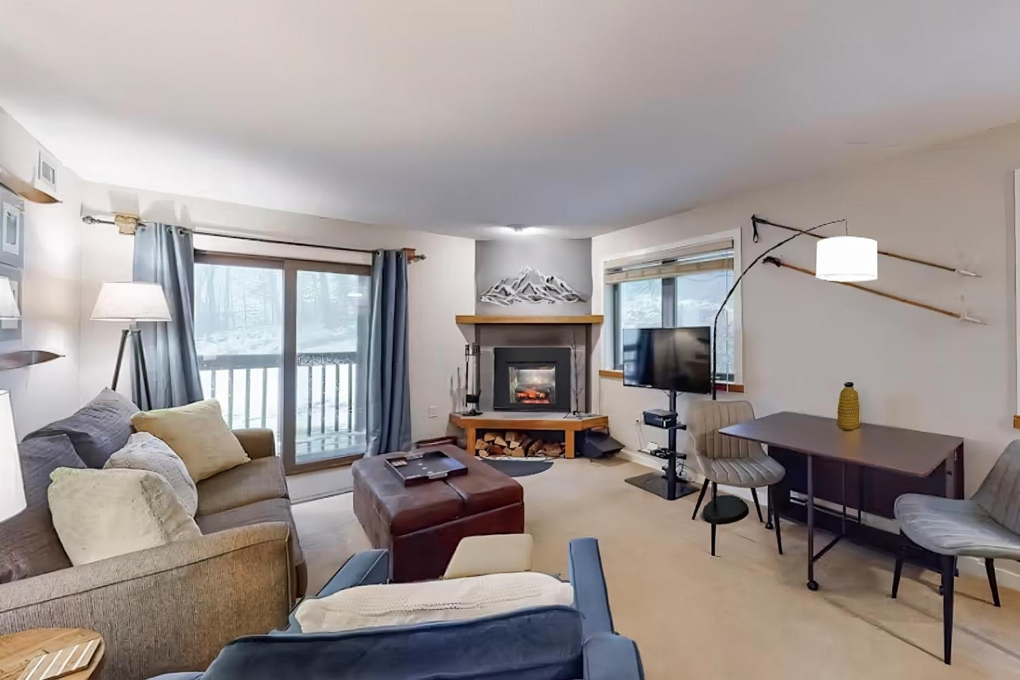 Okemo Mountain Lodge Λάντλοου Δωμάτιο φωτογραφία