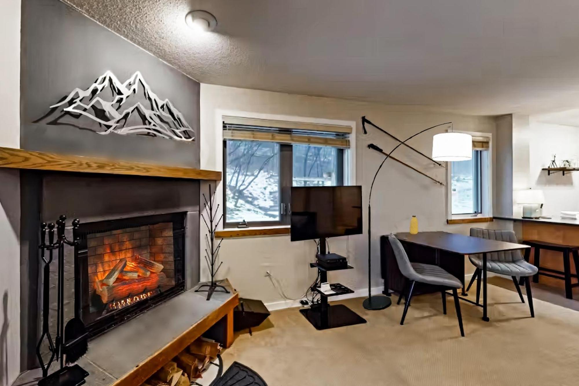 Okemo Mountain Lodge Λάντλοου Δωμάτιο φωτογραφία